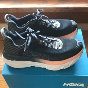 Hoka Bondi 6 navy blue